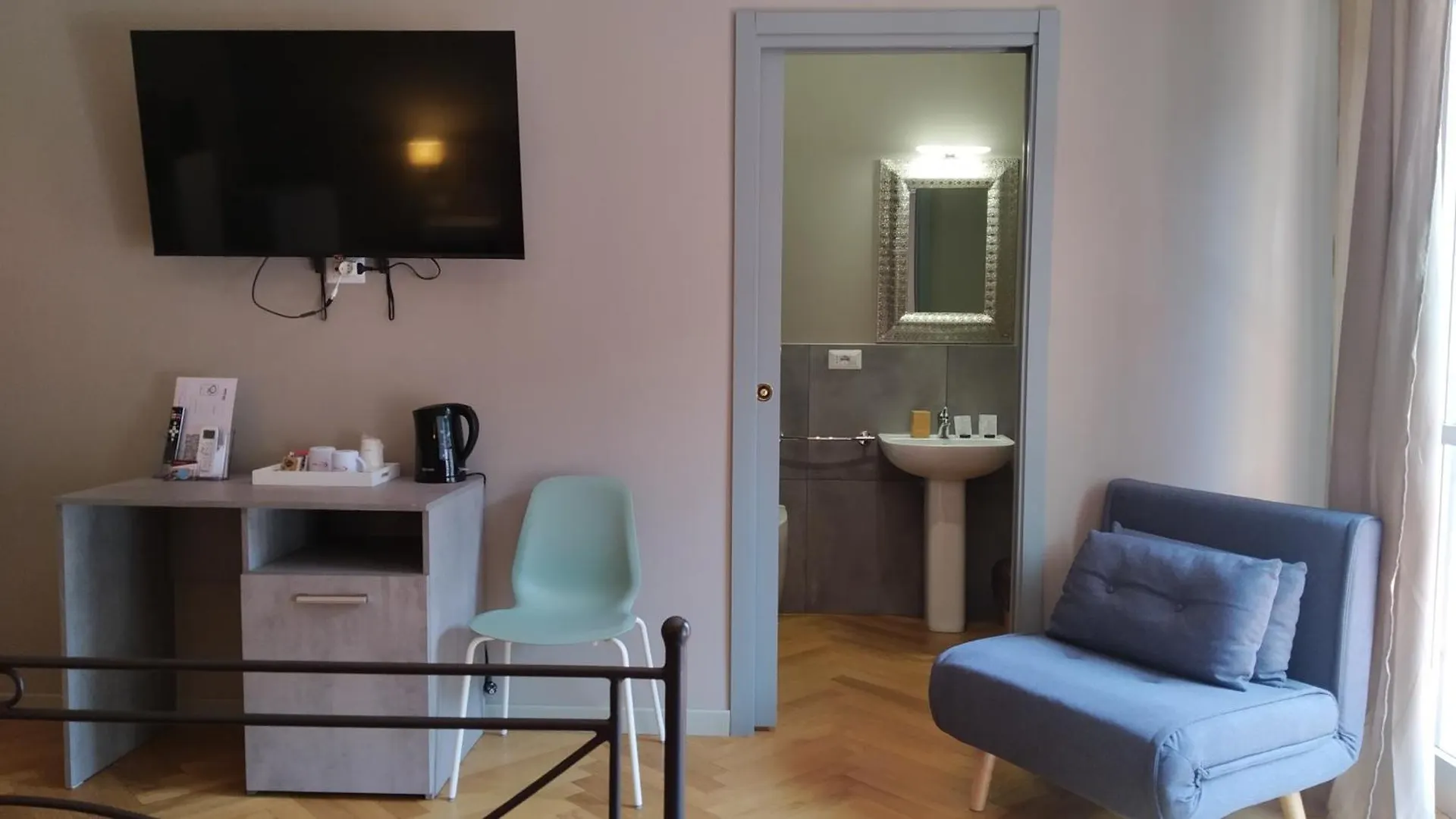 Cconforthotels R&B Suite&Chic Bari Vendégház