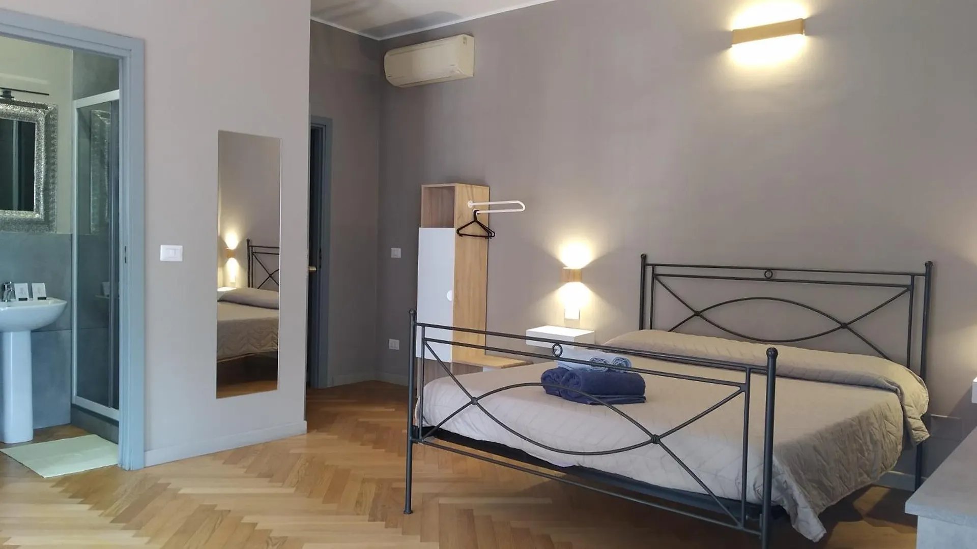 Vendégház Cconforthotels R&B Suite&Chic Bari